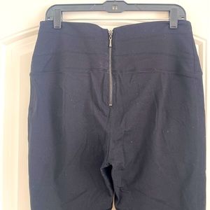 Bebe Leggings w/ Zipper in Back